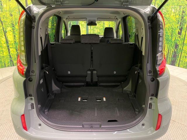 TOYOTA SIENTA HYBRID 2025 Image 31