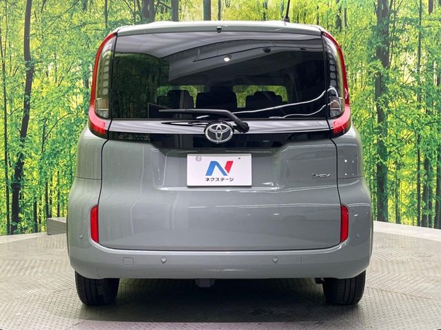 TOYOTA SIENTA HYBRID 2025 Image 31