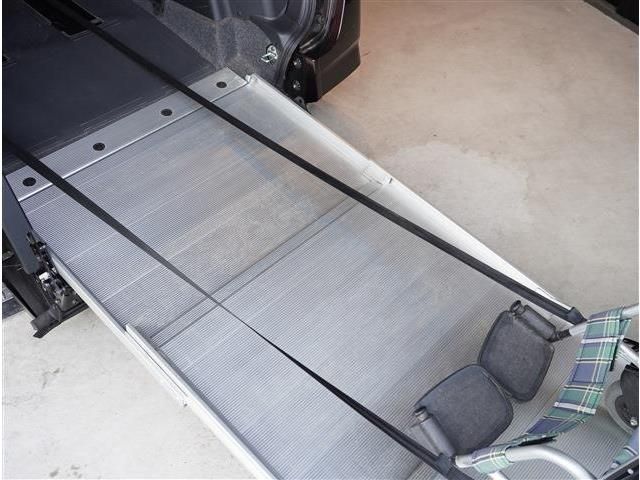 NISSAN SERENA  S-HYBRID 2021 Image 31