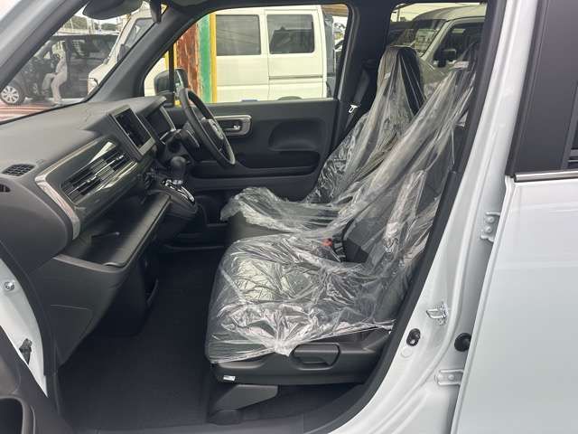 HONDA N-WGN CUSTOM 2025 Image 31