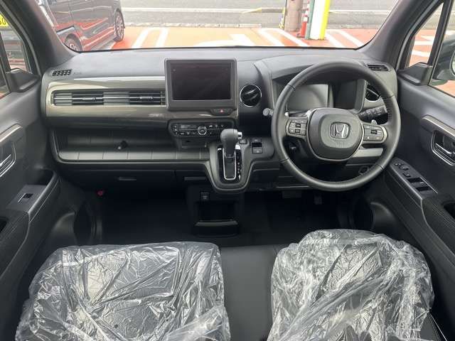 HONDA N-WGN CUSTOM 2025 Image 31