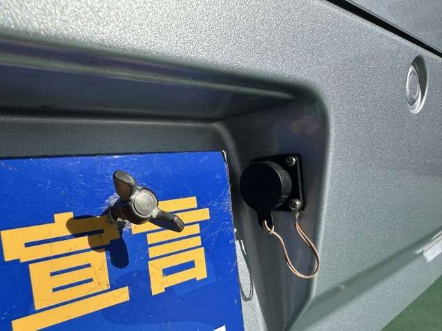 DAIHATSU HIJET CARGO 2023 Image 31