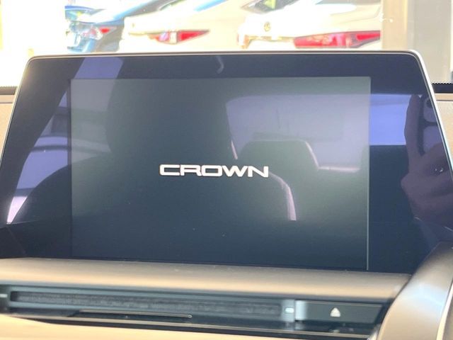 TOYOTA CROWN SEDAN HYBRID 2018 Image 31