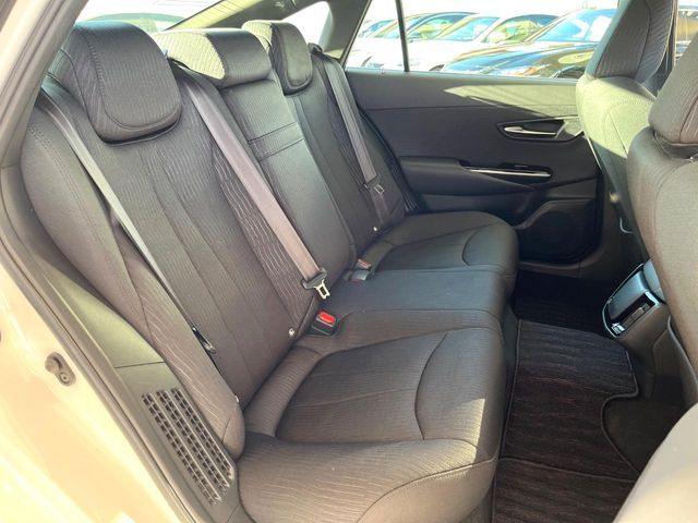 TOYOTA CROWN SEDAN HYBRID 2018 Image 31