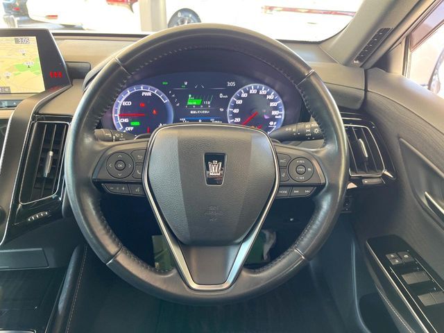 TOYOTA CROWN SEDAN HYBRID 2018 Image 31