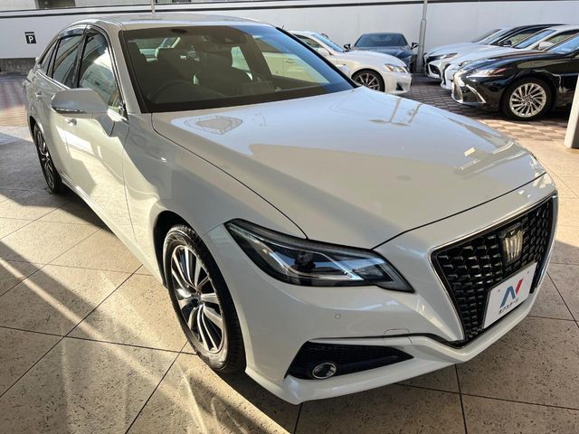 TOYOTA CROWN SEDAN HYBRID 2018 Image 31