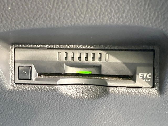 TOYOTA PRIUS 2020 Image 31