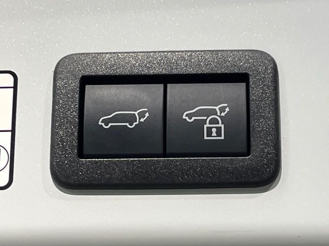 TOYOTA COROLLA CROSS HYBRID 2025 Image 31