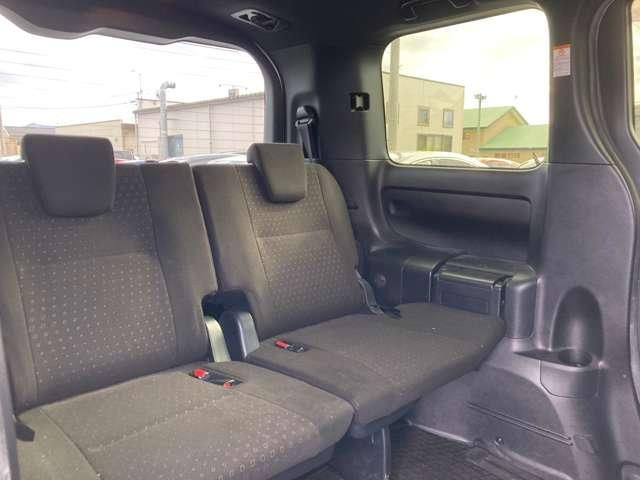 TOYOTA NOAH HYBRID 2017 Image 31