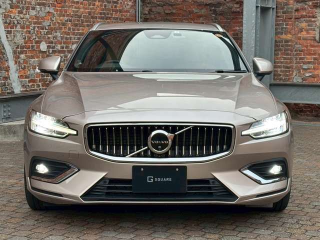 VOLVO V60 2023 Image 31