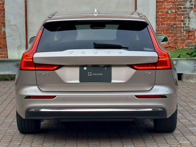 VOLVO V60 2023 Image 31