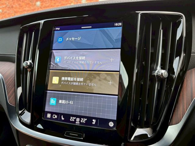 VOLVO V60 2023 Image 31