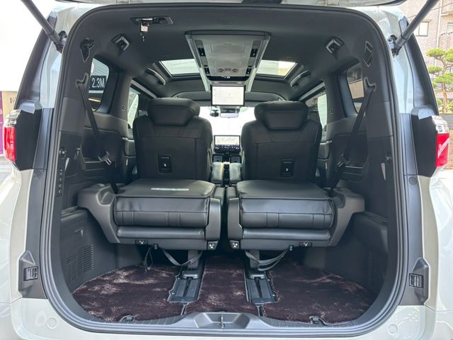TOYOTA ALPHARD HYBRID 4WD 2023 Image 31