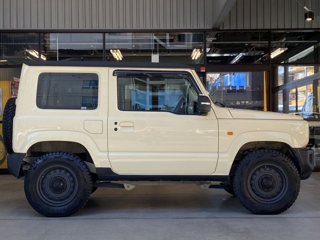 SUZUKI JIMNY 4WD 2023 Image 31