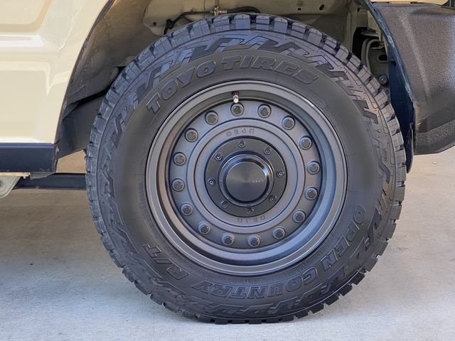 SUZUKI JIMNY 4WD 2023 Image 31