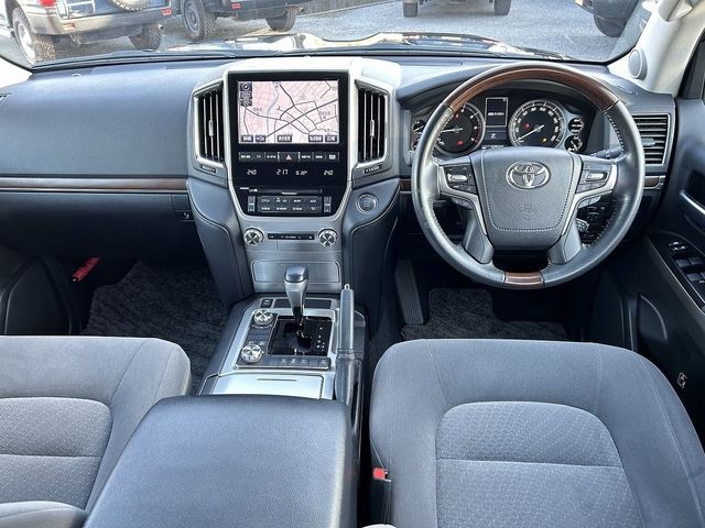 TOYOTA LANDCRUISER WAGON 2015 Image 31