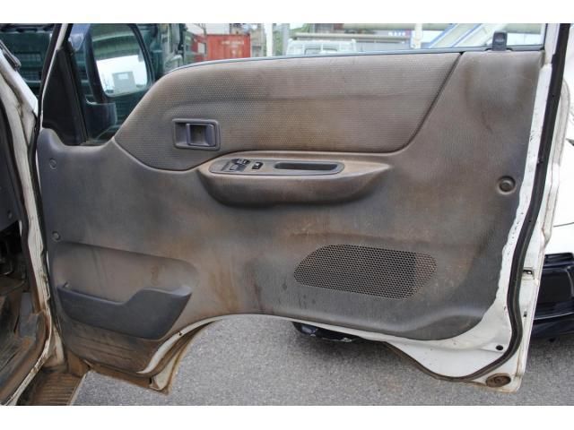 MITSUBISHI デリカ 2008 Image 31