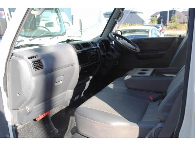 MAZDA ボンゴ 2010 Image 31