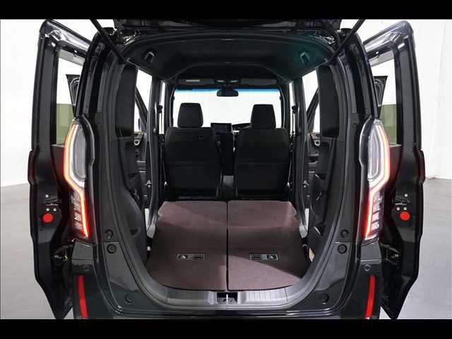 HONDA N BOX CUSTOM 2018 Image 31