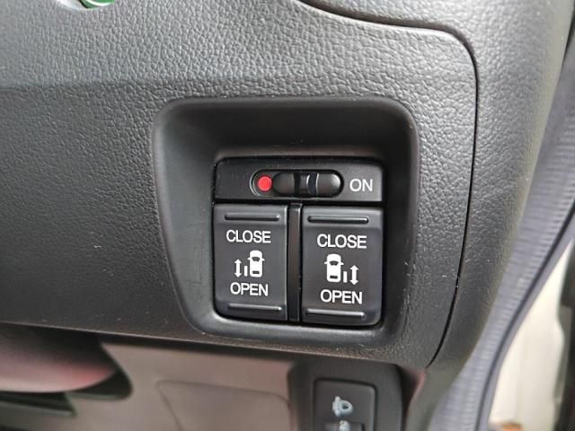 HONDA N BOX 2014 Image 31