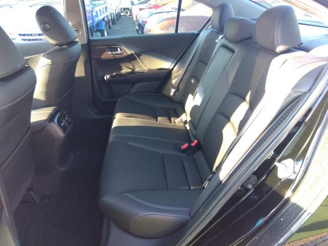 HONDA ACCORD HYBRID 2018 Image 31