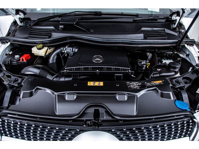 MERCEDES BENZ V CLAS 2022 Image 31
