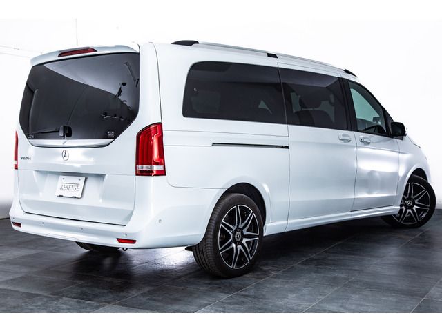 MERCEDES BENZ V CLAS 2022 Image 31