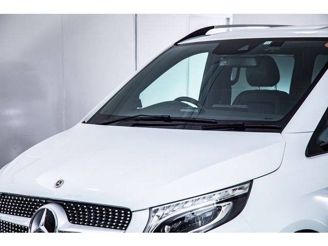 MERCEDES BENZ V CLAS 2022 Image 31