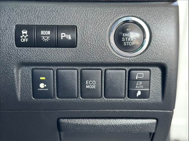 TOYOTA VELLFIRE 2013 Image 31