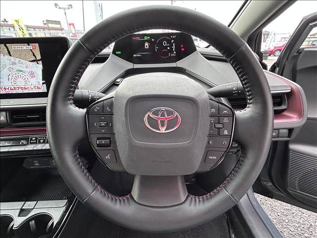 TOYOTA PRIUS PHV 2023 Image 31