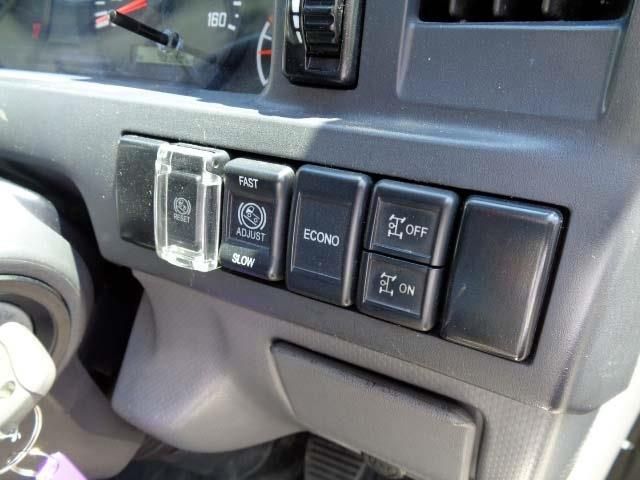 ISUZU  2018 Image 31