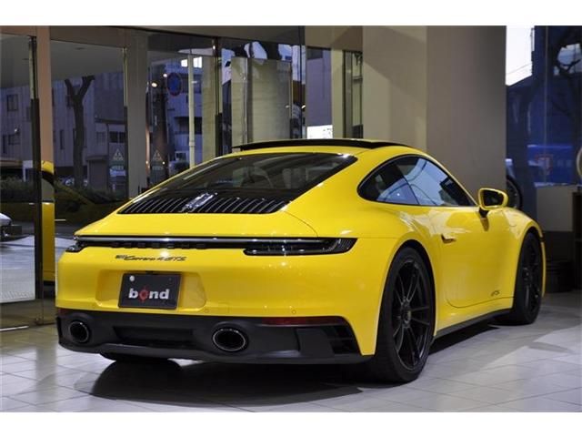 PORSCHE 911 2022 Image 31