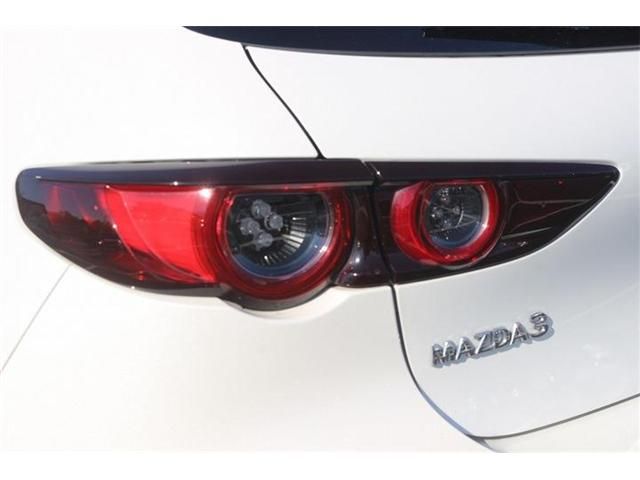 MAZDA 3 FASTBACK 2019 Image 31