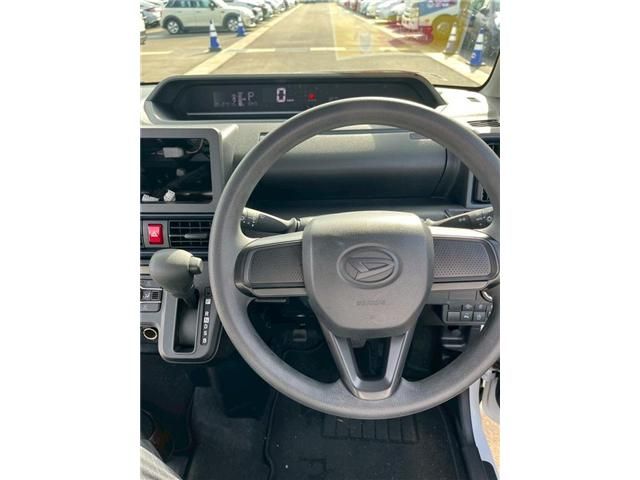 DAIHATSU TANTO 2022 Image 31