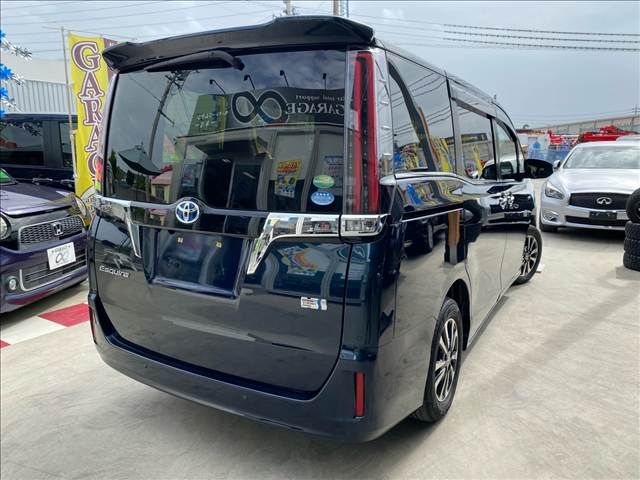 TOYOTA ESQUIRE HYBRID 2019 Image 31