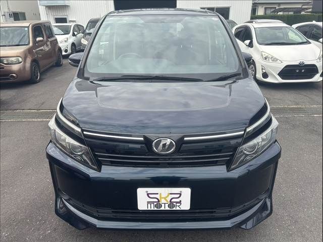 TOYOTA VOXY 2014 Image 31