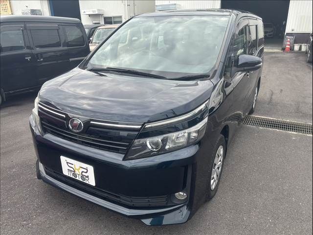 TOYOTA VOXY 2014 Image 31