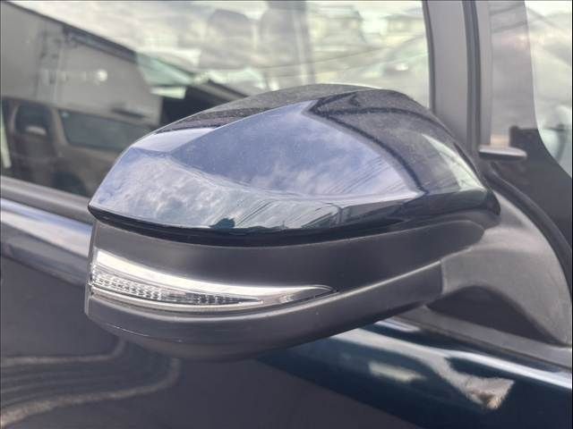 TOYOTA VOXY 2014 Image 31