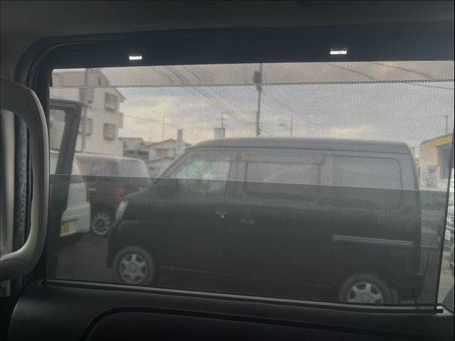 TOYOTA VOXY 2014 Image 31