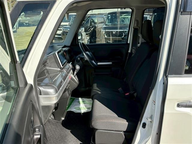 SUZUKI SPACIA GEAR 2018 Image 31