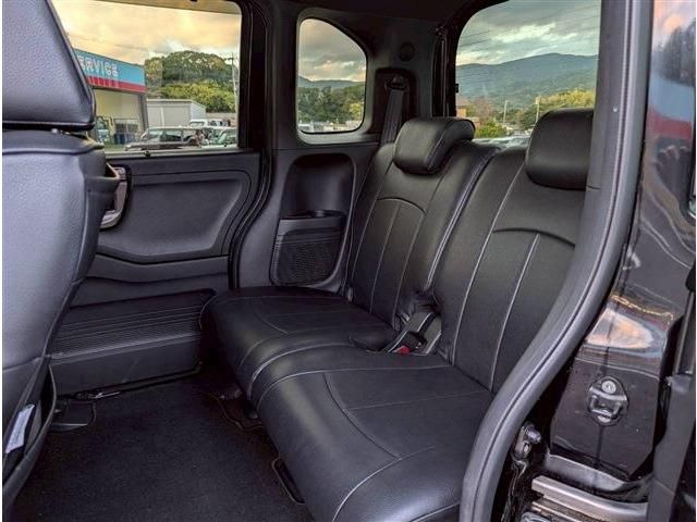 HONDA N BOX CUSTOM 2018 Image 31