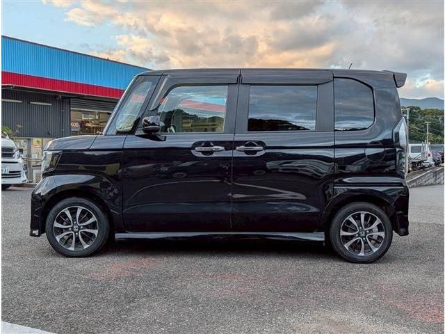 HONDA N BOX CUSTOM 2018 Image 31