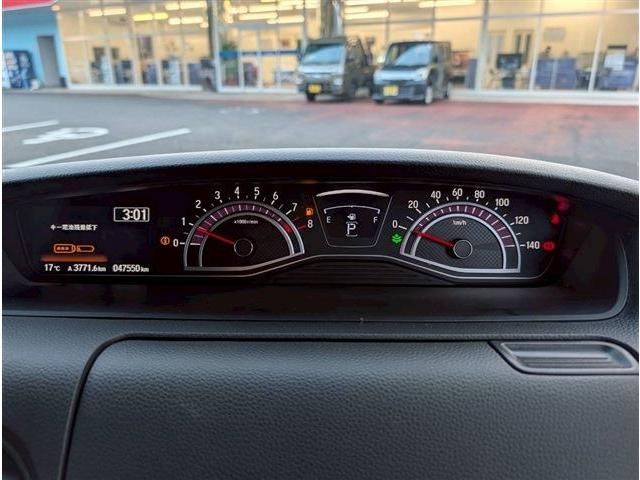 HONDA N BOX CUSTOM 2018 Image 31