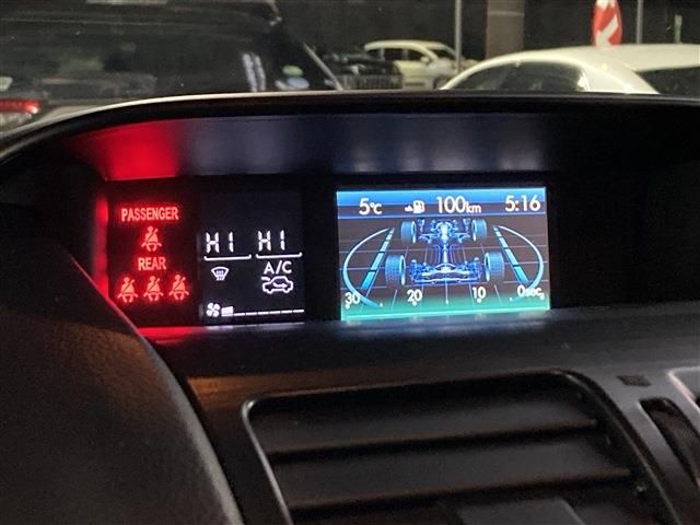 SUBARU FORESTER 2012 Image 31