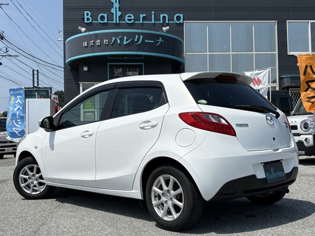 MAZDA DEMIO 2012 Image 31