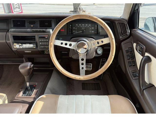 TOYOTA CROWN WAGON 1994 Image 31