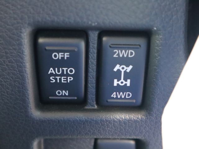 NISSAN CARAVAN VAN 4WD 2022 Image 31