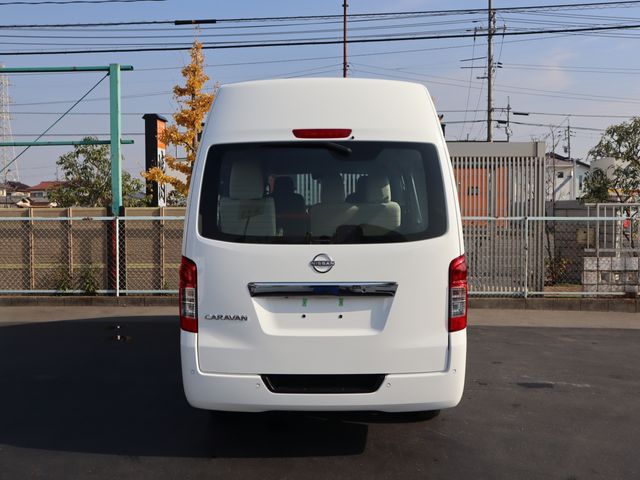 NISSAN CARAVAN VAN 4WD 2022 Image 31