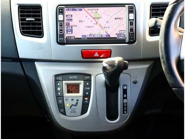 DAIHATSU MOVE CUSTOM 2011 Image 31