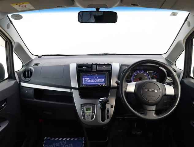 DAIHATSU MOVE CUSTOM 2013 Image 31